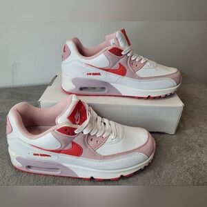 Nike Air Max 90 Valentine's Day Sneakers Womens Size 8 Pink White DD8029-100 New
